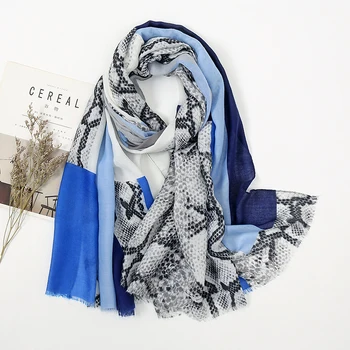 Kača Kožo Šal Ženska Modi 2021 Španija Vzorec Hidžab Kača Tiskanja Dolg Šal Ženske Bombaž Poletje Cape Žensk Headscarf Modra 1PC