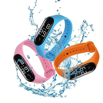 M3 Led ročno uro Fitnes Barvni Zaslon Smart Šport Zapestnica Aktivnost, ki Teče Tracker Srčni utrip za Moške, Ženske Silikonske Watch
